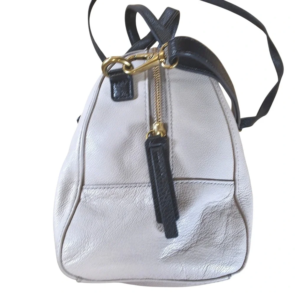 Fossil Jori Large Satchel Purse Gray White Leather Handbag Top Handle Bag w/ Key